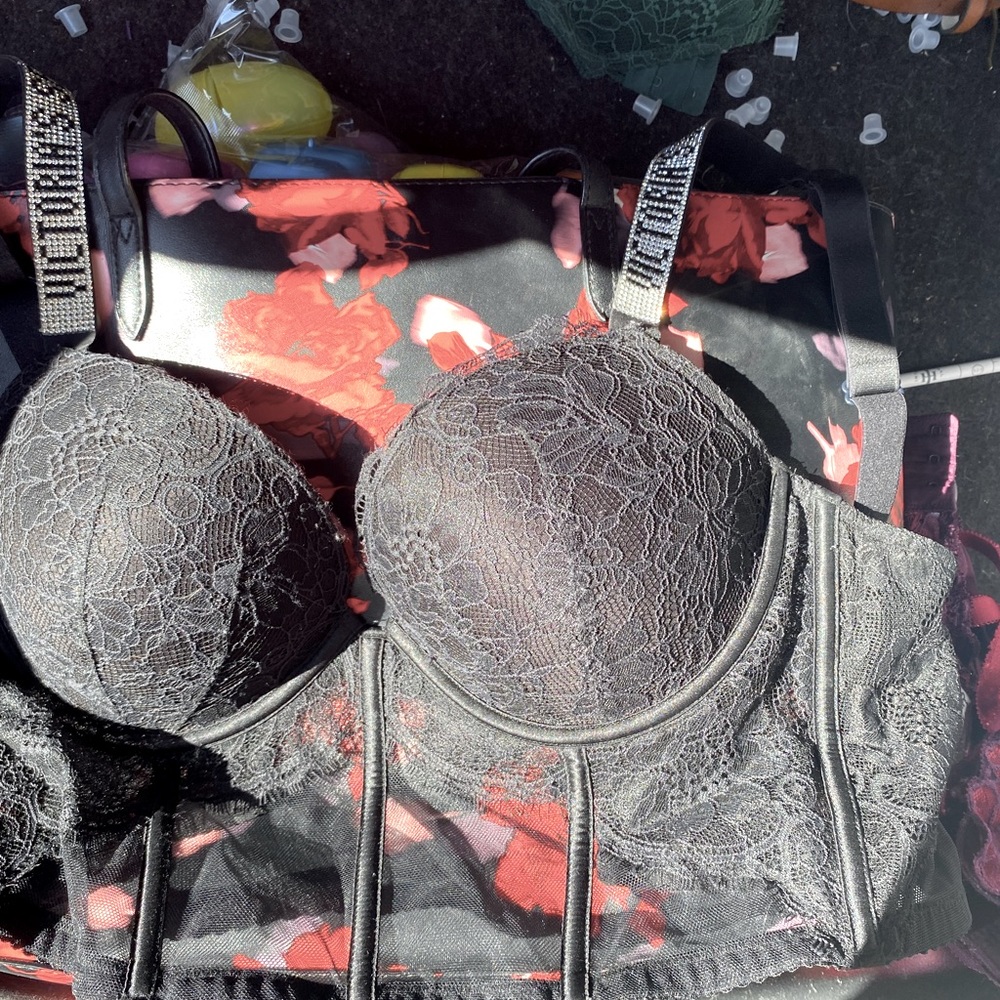 Victoria secret bombshell bra